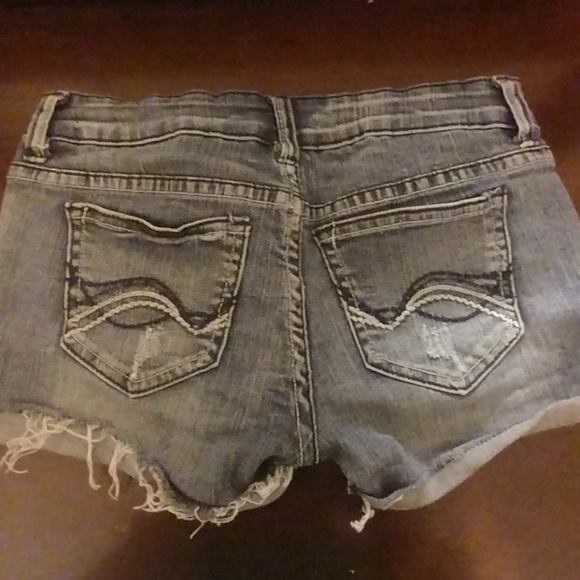 Jean shorts - Picture 2 of 3